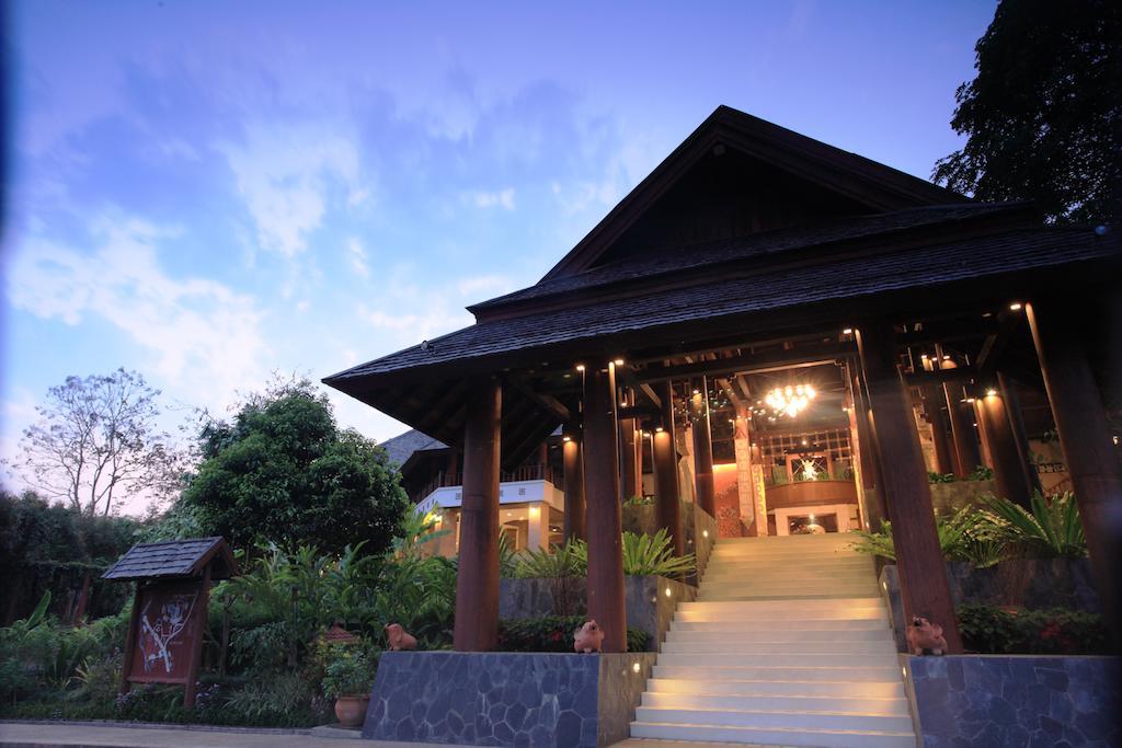 Suanthip Vana Resort Чианг Рай Екстериор снимка